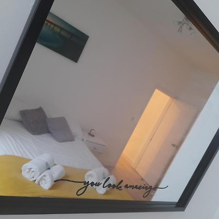 Edgware 3Br 3Privateensuite - Close To Station - Parking Upon Request מראה חיצוני תמונה
